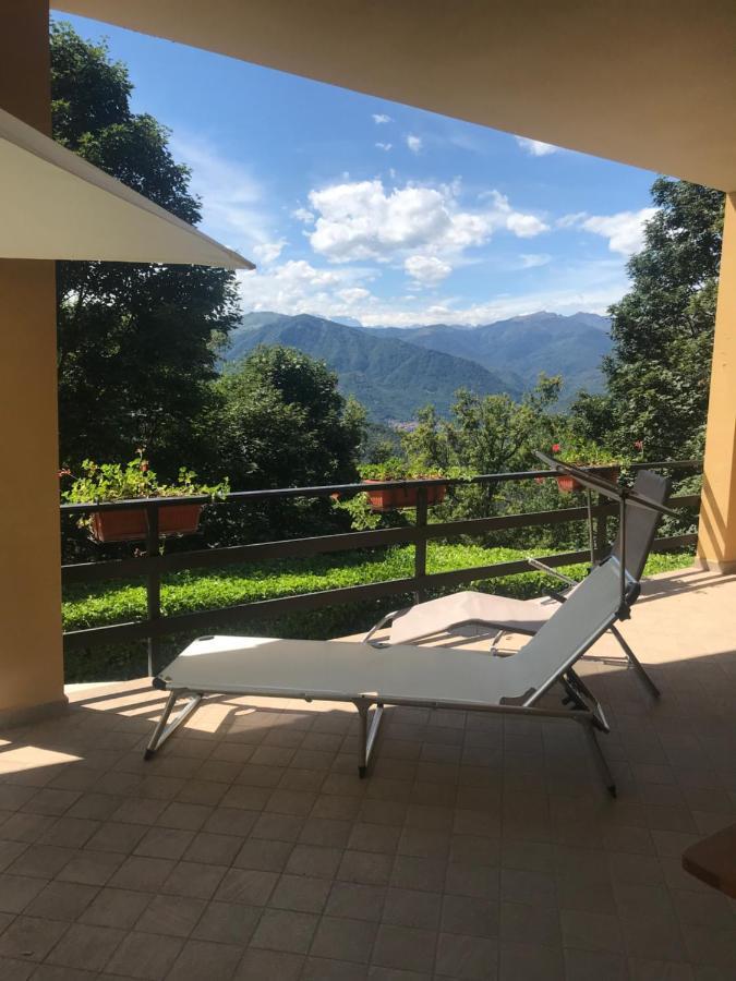 Family Gb - Dimora Fiorita Villa Armeno Exterior photo