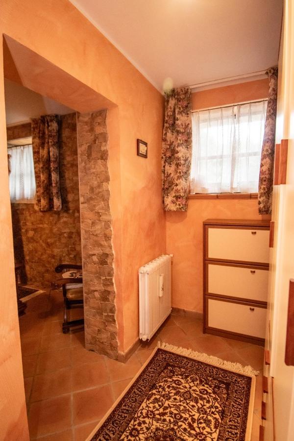 Family Gb - Dimora Fiorita Villa Armeno Exterior photo